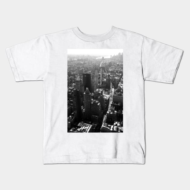 Skyline - New York, NY Kids T-Shirt by searchlight